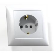 Розетка 1-м СП Селена РС16-370 16А IP20 с заземл. бел. Кунцево 8111